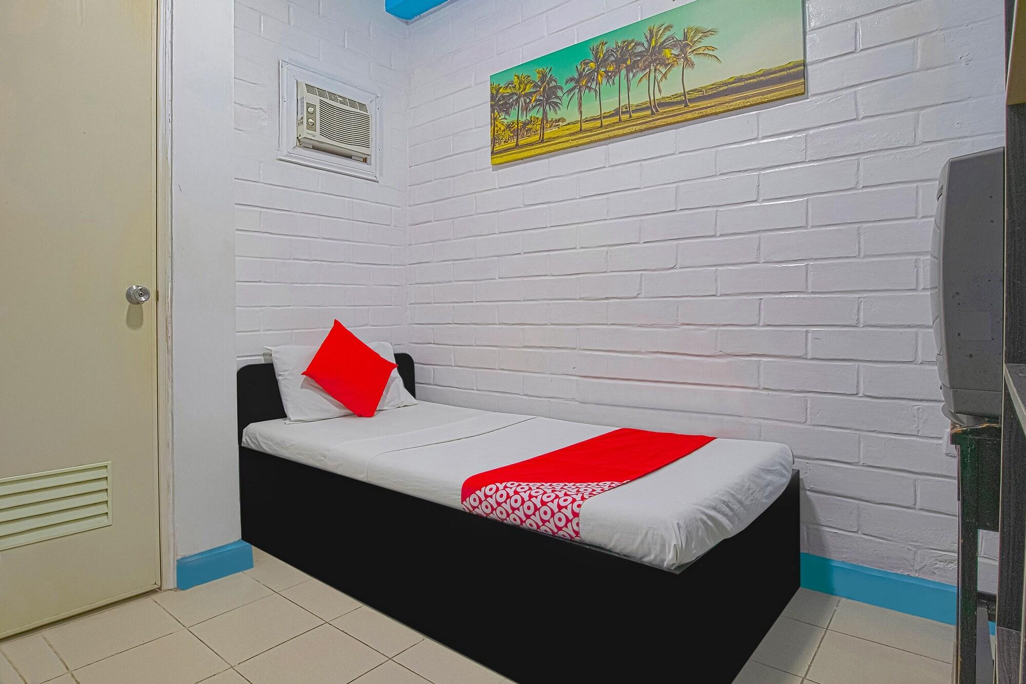 Reddoorz At La Maria Pension And Tourist Inn 宿务 外观 照片