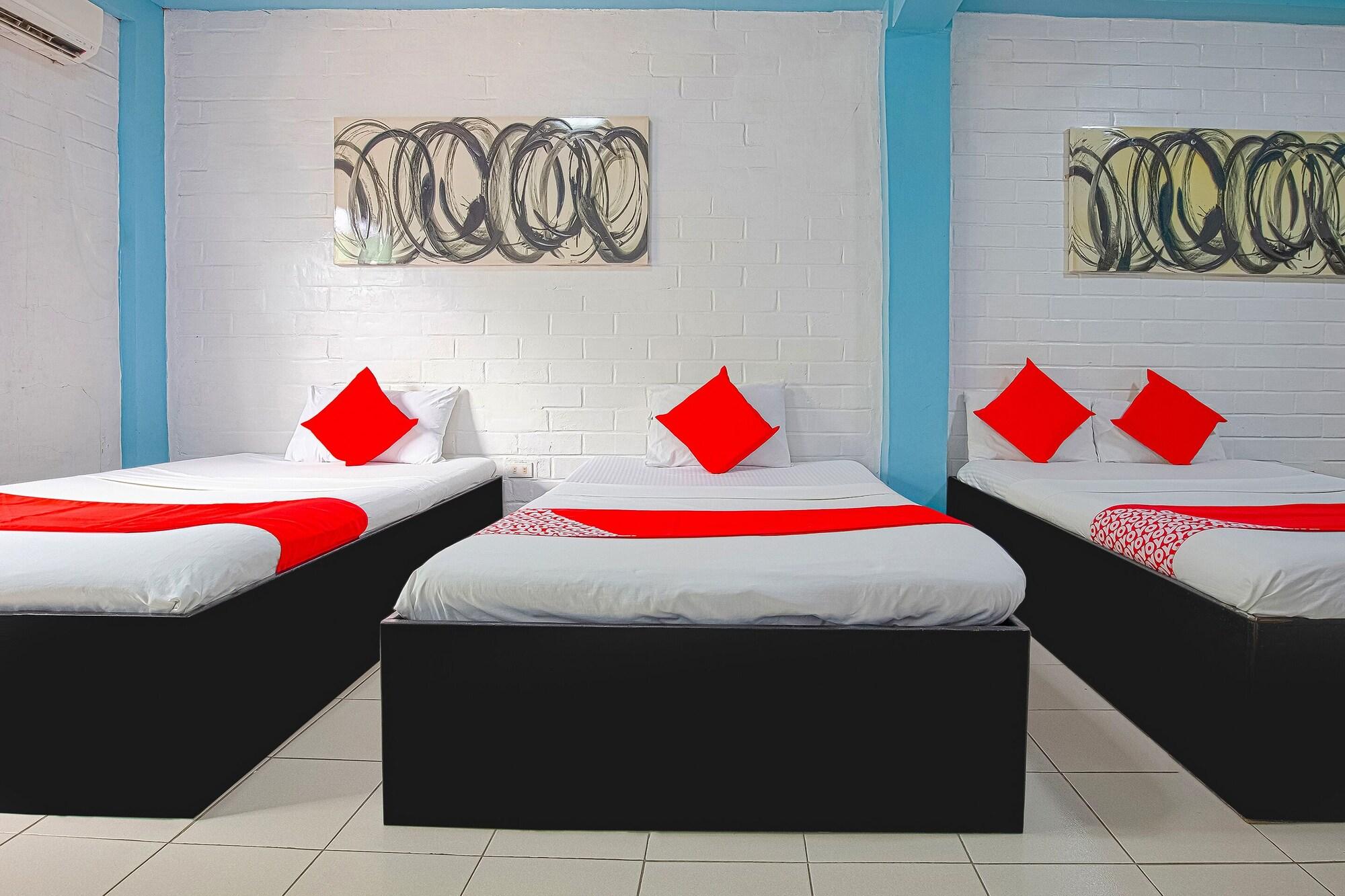 Reddoorz At La Maria Pension And Tourist Inn 宿务 外观 照片