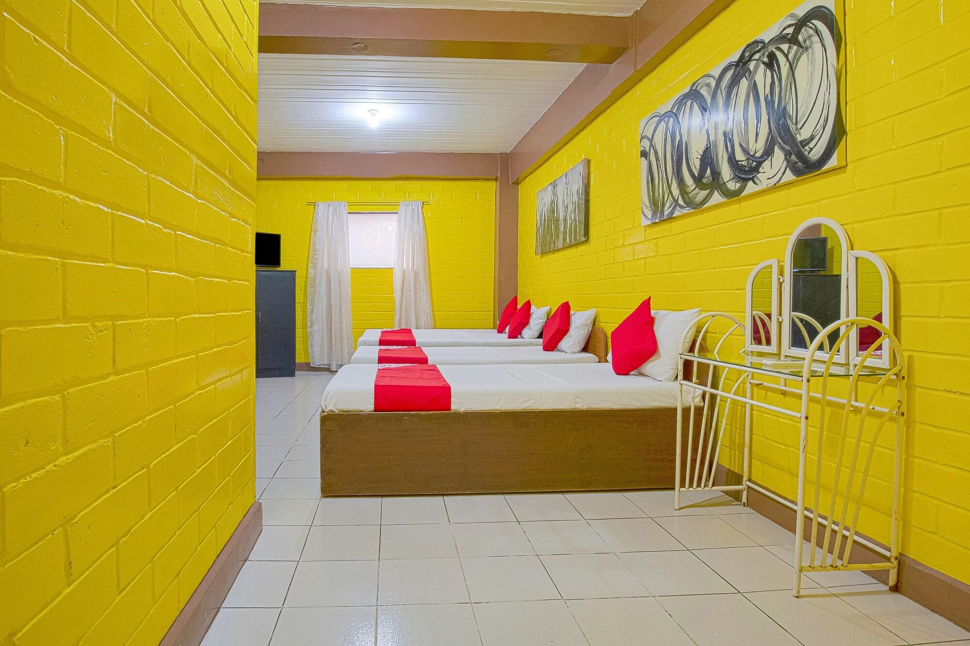 Reddoorz At La Maria Pension And Tourist Inn 宿务 外观 照片