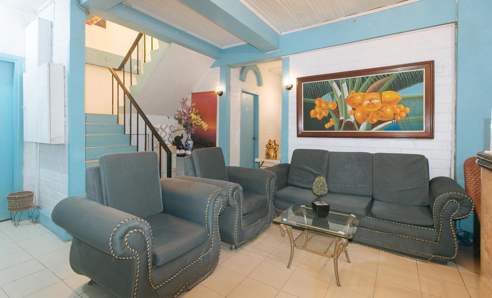 Reddoorz At La Maria Pension And Tourist Inn 宿务 外观 照片